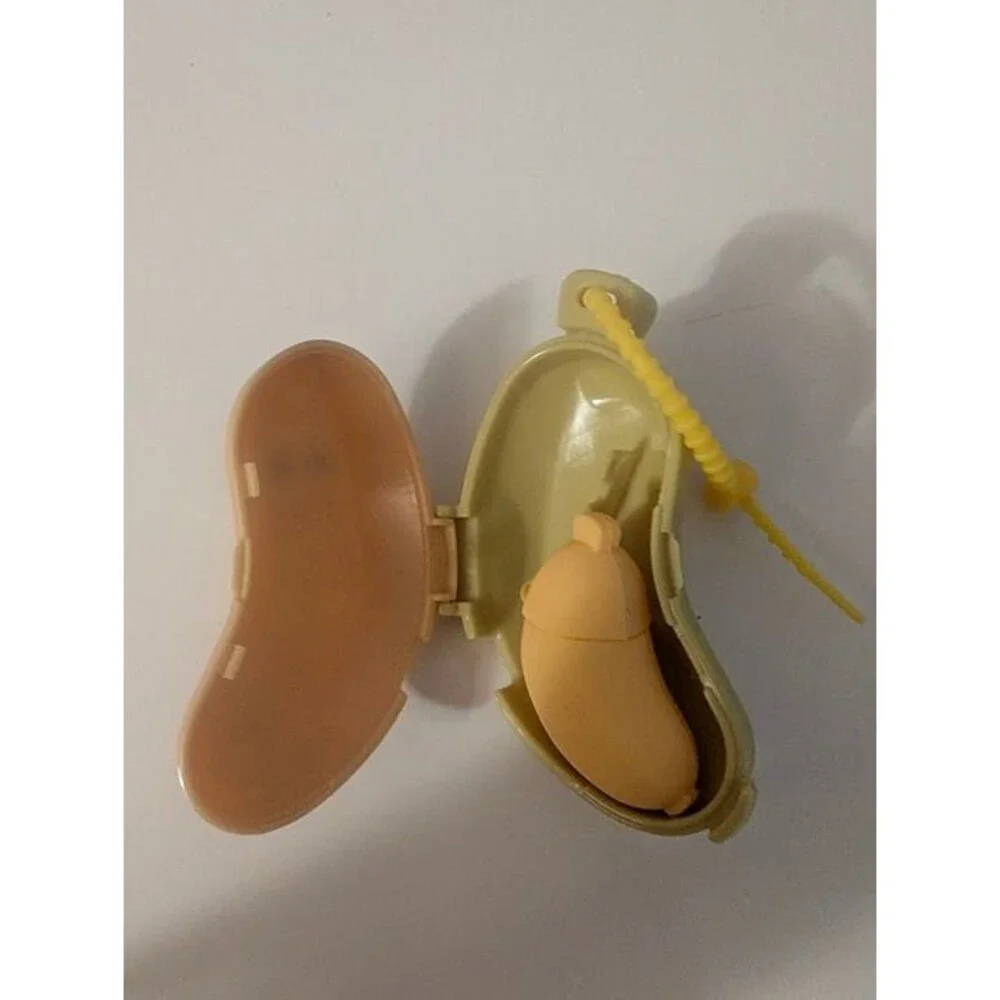 NEW Banana Toothbrush and Toothpaste Cover Holder Travel - Picture 3 of 6